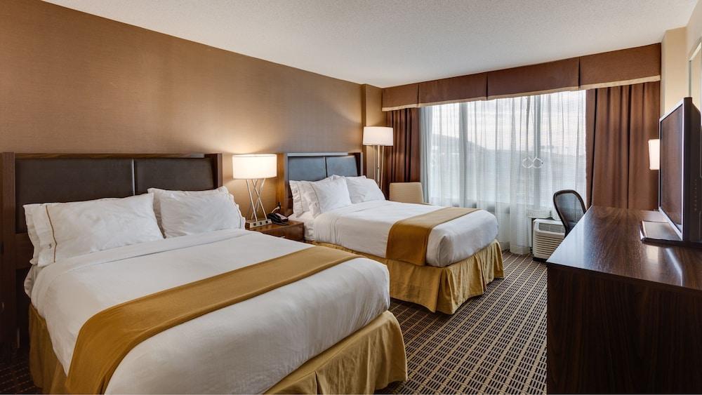 Holiday Inn Express Washington Dc Sw - Springfield By Ihg Экстерьер фото