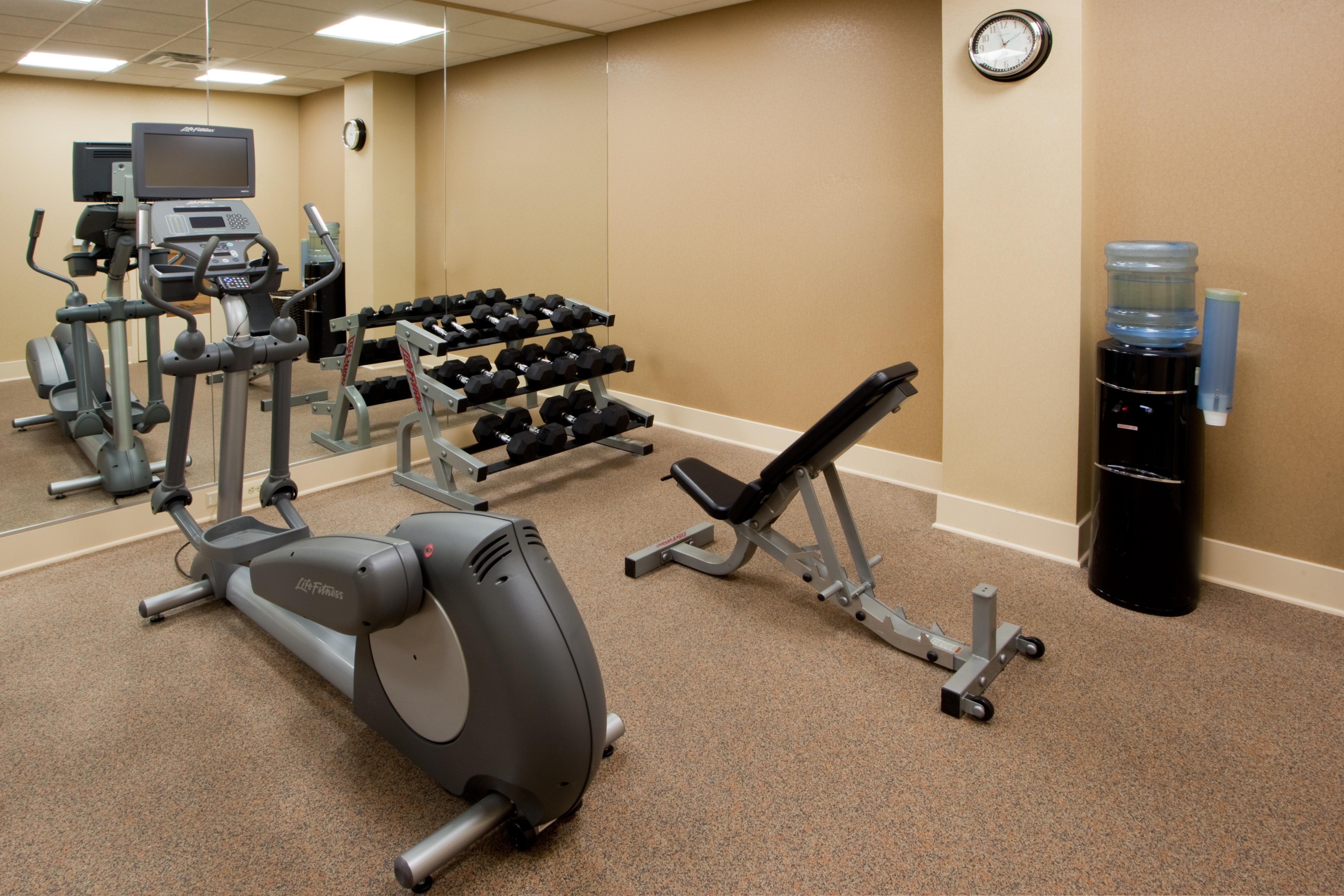 Holiday Inn Express Washington Dc Sw - Springfield By Ihg Экстерьер фото