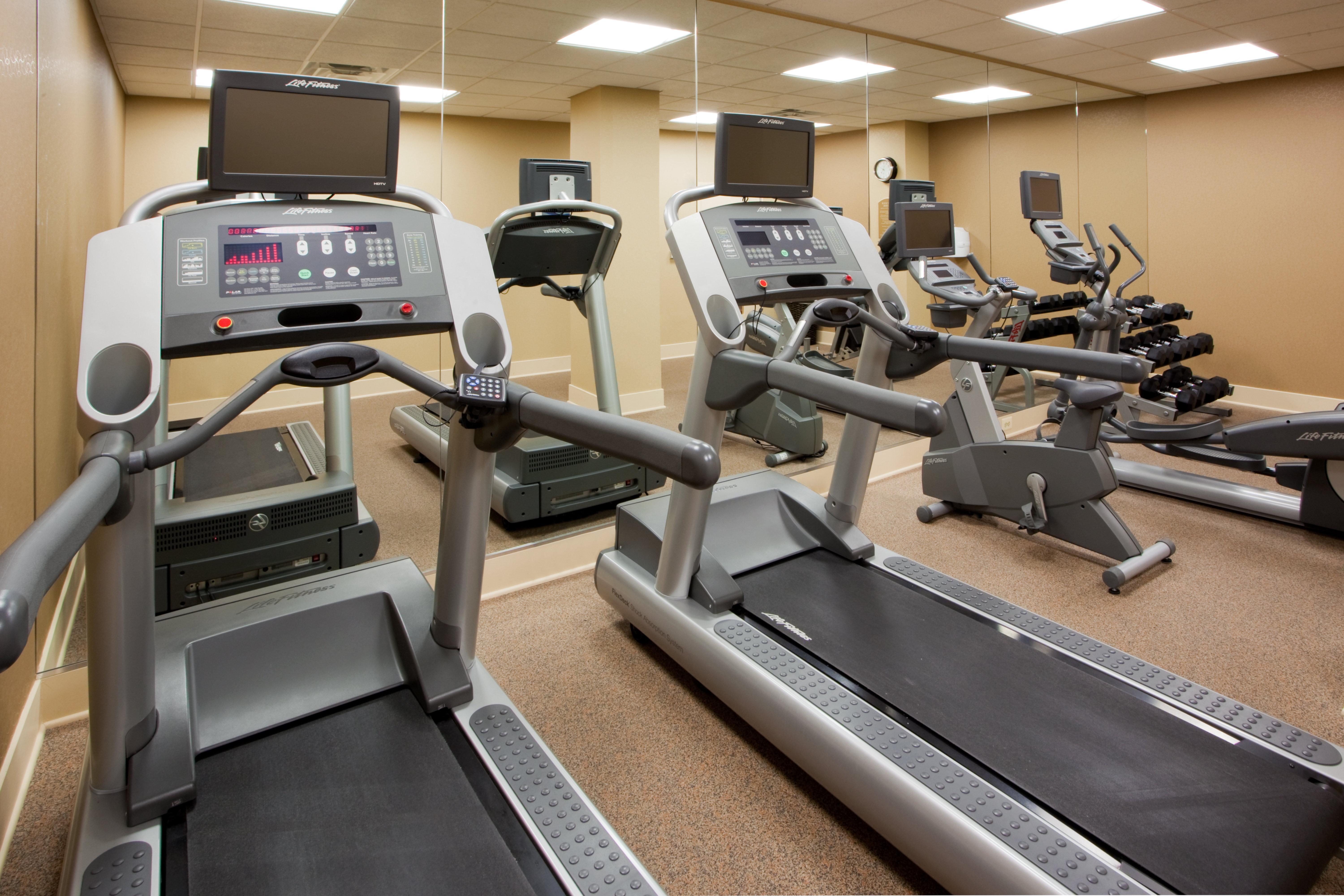 Holiday Inn Express Washington Dc Sw - Springfield By Ihg Экстерьер фото