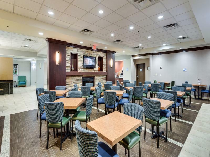 Holiday Inn Express Washington Dc Sw - Springfield By Ihg Экстерьер фото